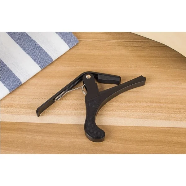 ukulele @ guitar capo