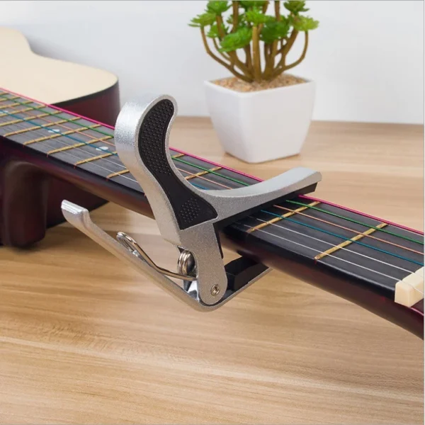 ukulele @ guitar capo